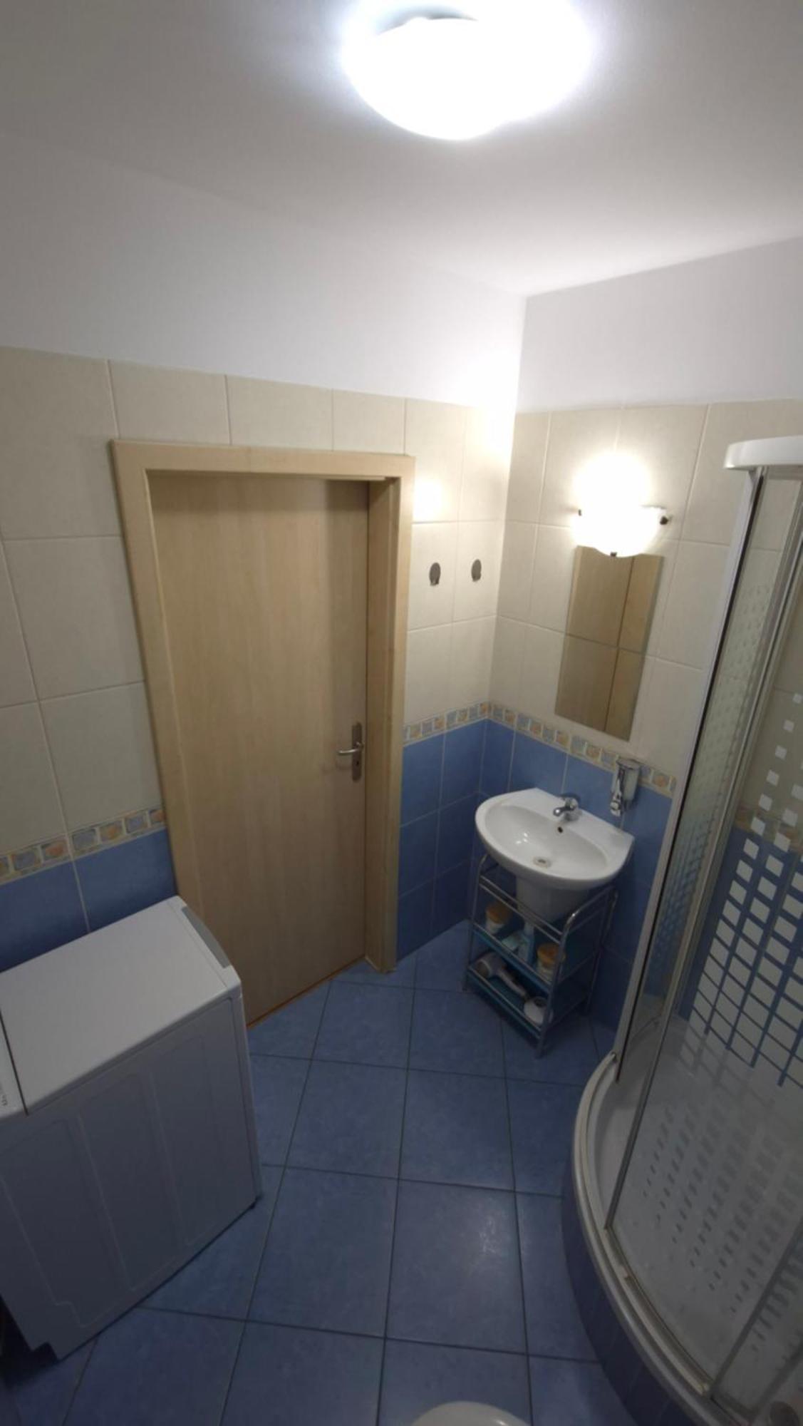 2 Room Apartment With Terrace 455, Apartmany Liptov Lipótszentmiklós Kültér fotó